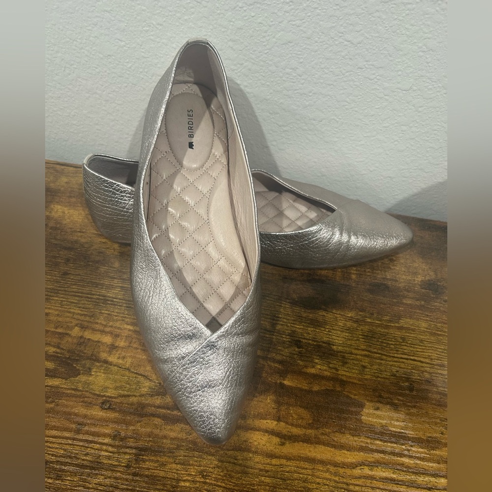 Birdies Goldfinch metallic gold classic leather pointed toe slip on flats 8.5